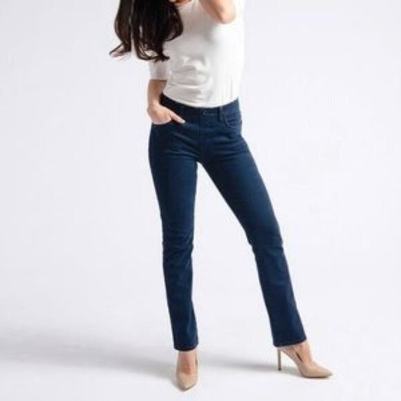 Betabrand Straight-Leg | 4-Pocket Pull On Yoga Denim Pant Medium, Short Petite - Picture 1 of 13